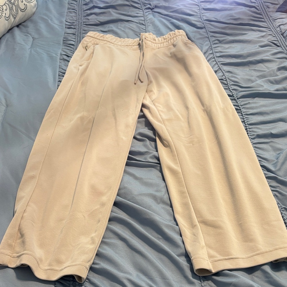 Athleta Light Beige Relaxed Pants